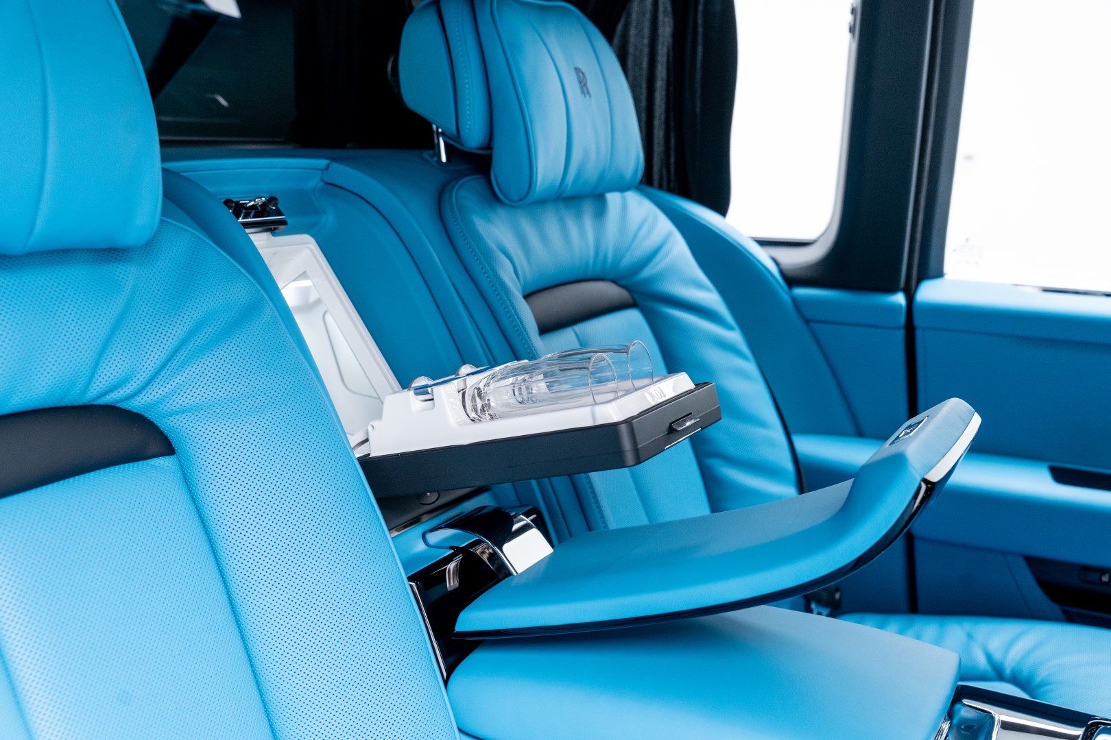2025 ROLLS ROYCE CULLINAN | GCC | SANCTUARY SEATS | BESPOKE SOUND SYSTEM | CURTAINS